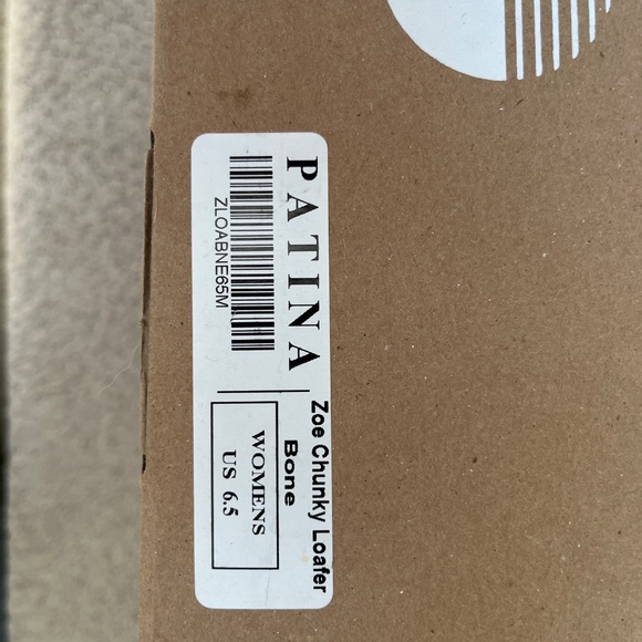 Patina Zoe chunky lug sole loafer - Picture 10 of 10